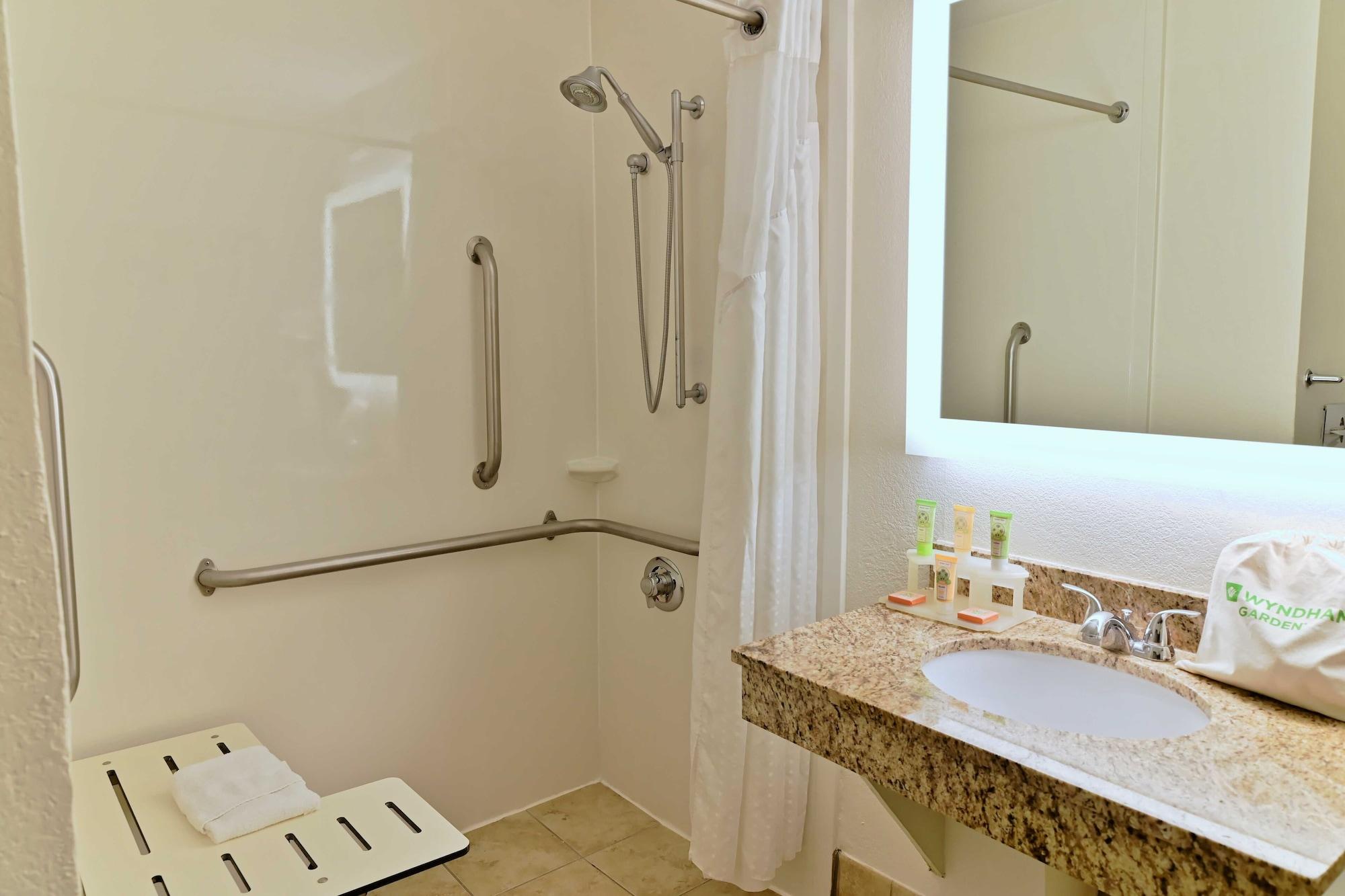Wyndham Garden 3*