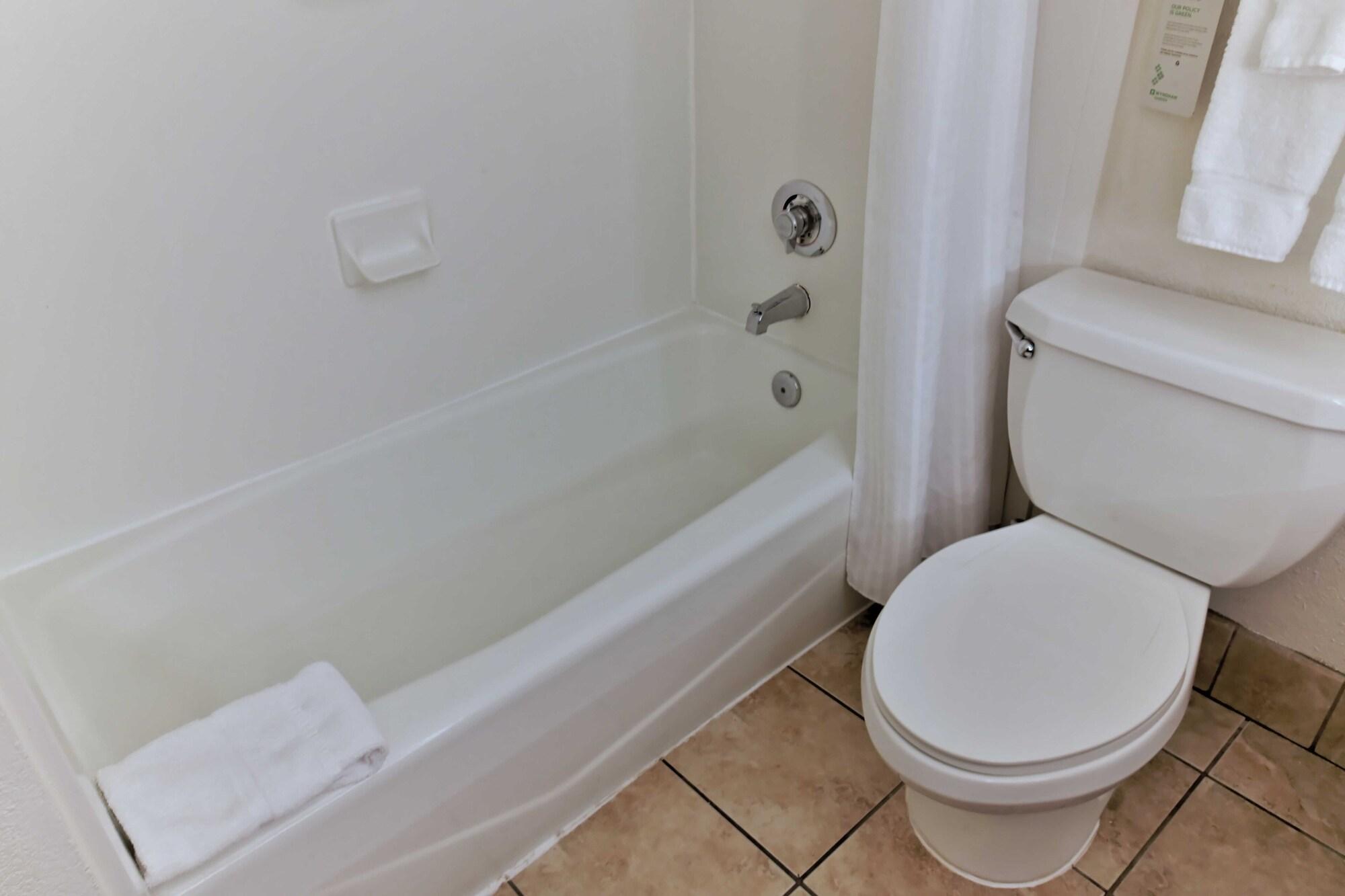 Hotel Wyndham Garden 3*