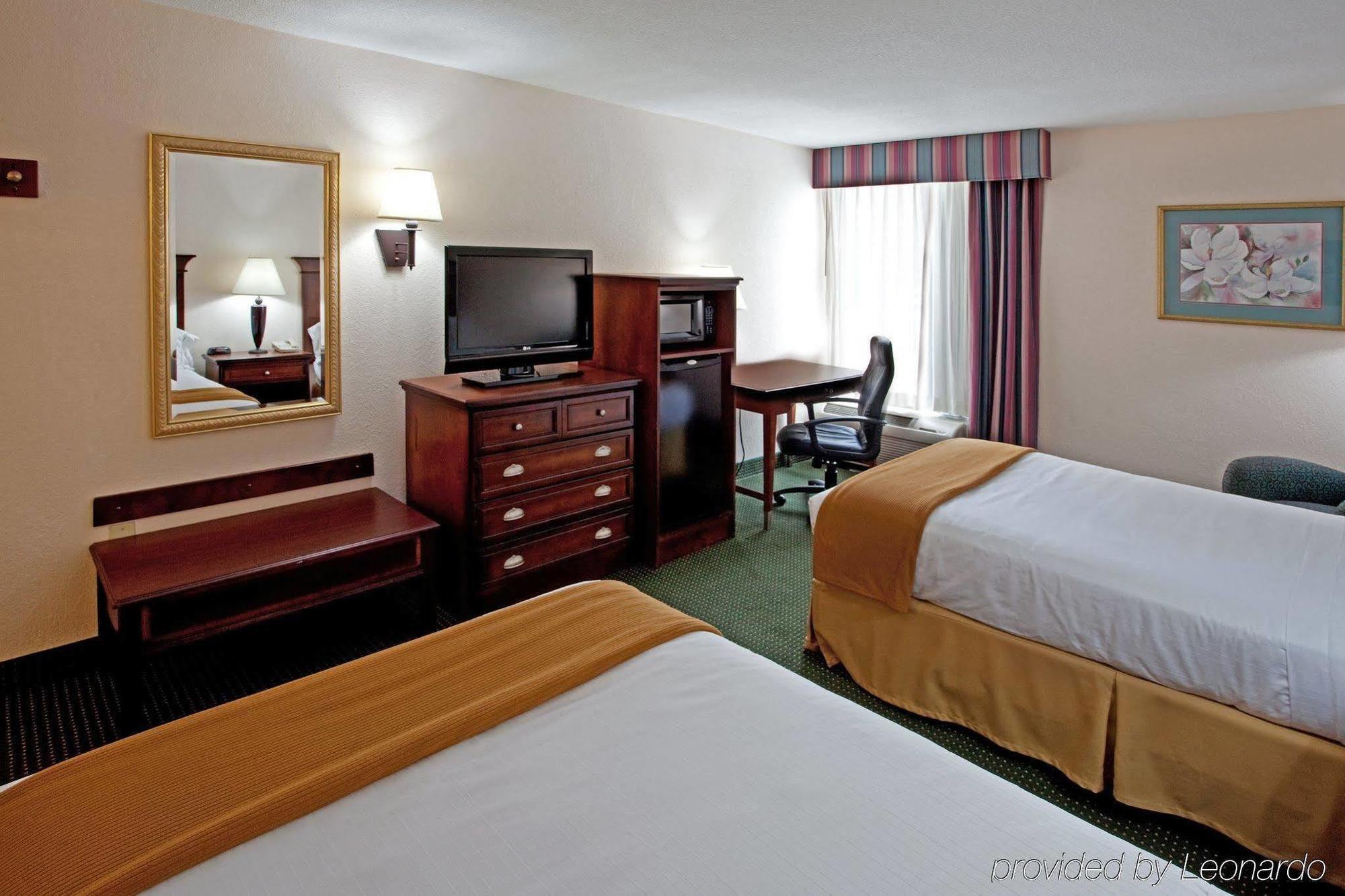 Hotel Wyndham Garden 3*
